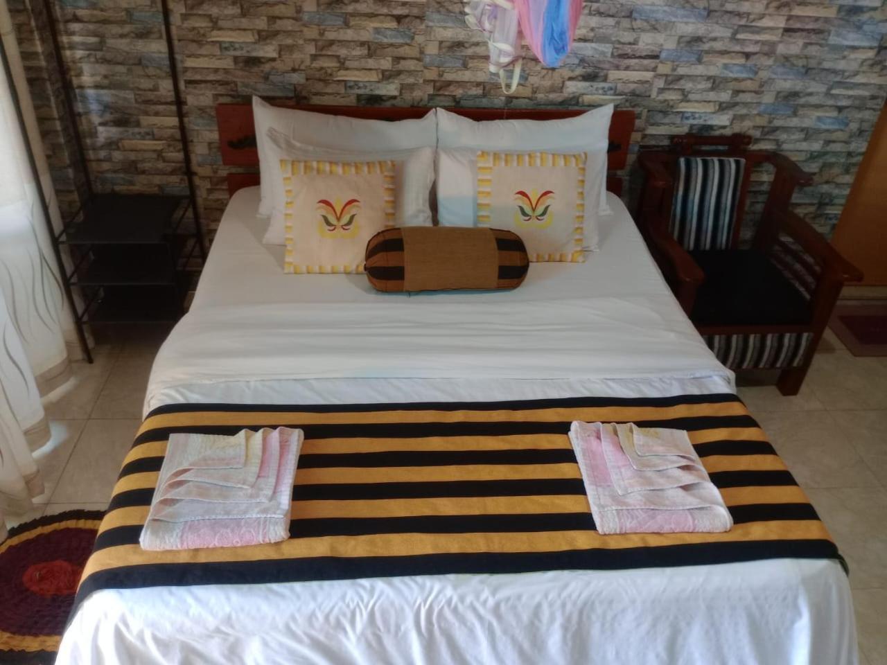 Secret View Homestay Элла Экстерьер фото
