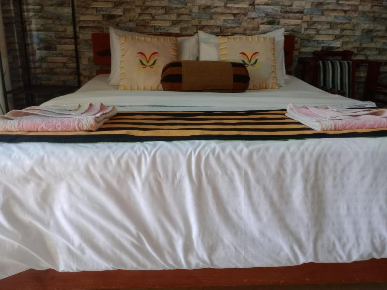Secret View Homestay Элла Экстерьер фото